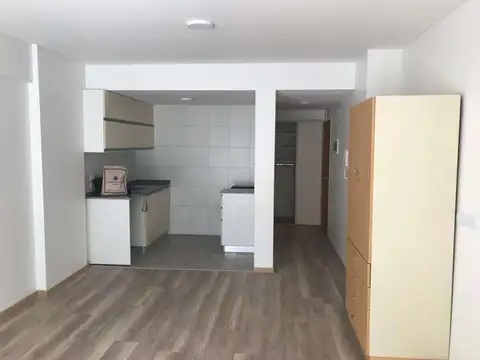 Avenida Coronel Esteban Bonorino 200, Piso 2