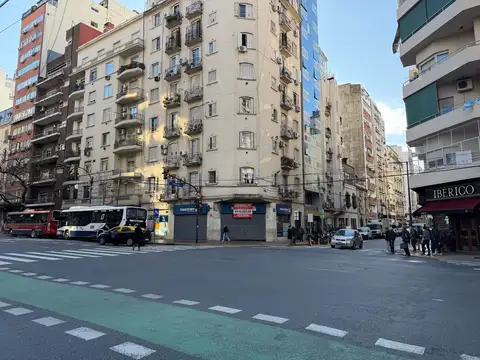 Avenida Córdoba 1400