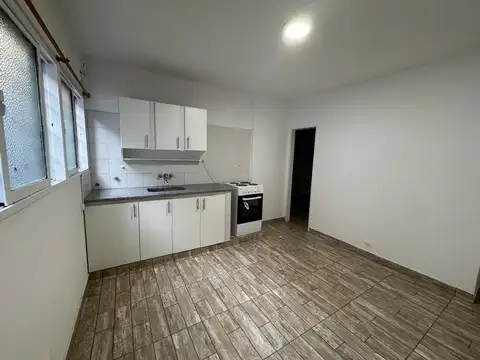 Depto Tipo Casa en Alquiler en Quilmes, $ 480.000