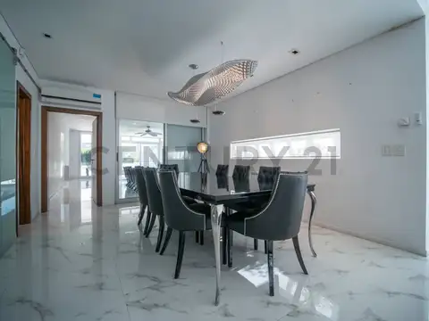 COUNTRY LOMAS DE CITY BELL CASA EN VENTA