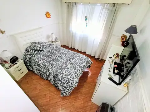 Casa 2 ambientes con 1 baño