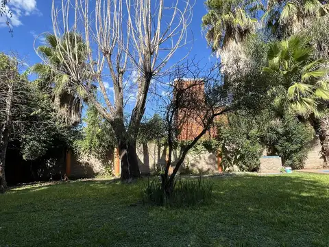 Casa 6 ambientes con 3 baños