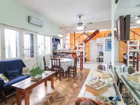 Ramon Castro al 2100 entre Avellaneda y Caseros