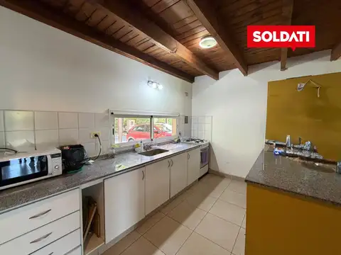 Casa 3 ambientes con 1 baño