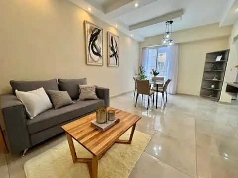 DEPARTAMENTO 2 AMBIENTES CON BALCÓN A LA CALLE