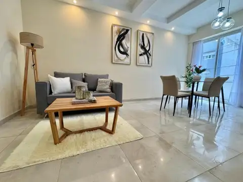 Almirante Brown 1528 , Piso 1