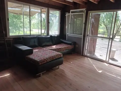 Casa 2 ambientes con 2 baños