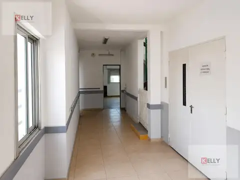 Edificio Comercial en Pleno Centro de Campana