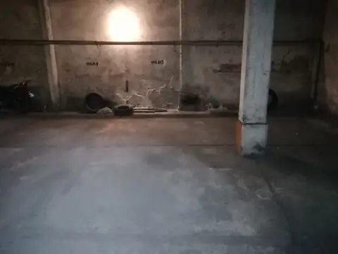 Cochera en Planta Baja