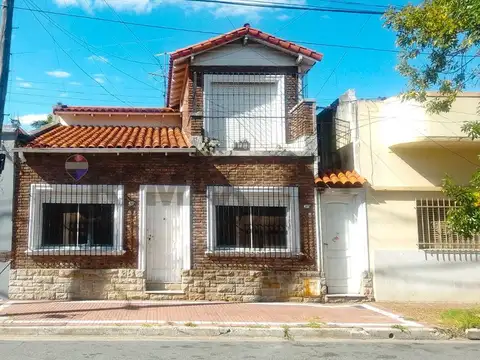 VENTA CASA VALENTIN ALSINA