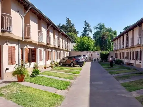 Venta dúplex 3 amb luminoso cochera parrilla