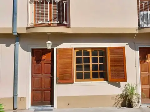 Julio Besada 7900