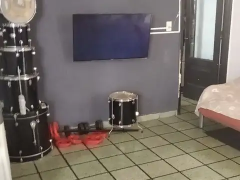 Depto Tipo Casa en Venta 50 años