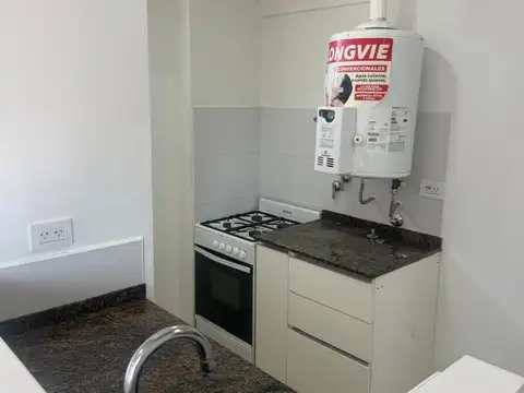 Departamento en Alquiler en Echesortu, $ 370.000