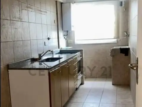 Departamento en Alquiler con 1 cocheras