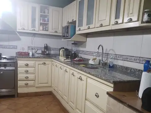 CASA 3 AMB VENTA MONTE GRANDE APTA CREDITO