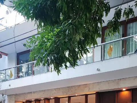 Departamento en Alquiler en Plaza Azcuenaga, $ 500.000