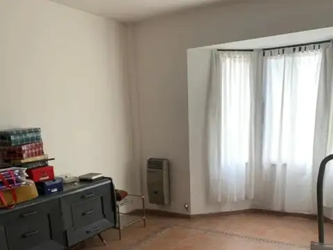 Casa 5 ambientes con 4 baños