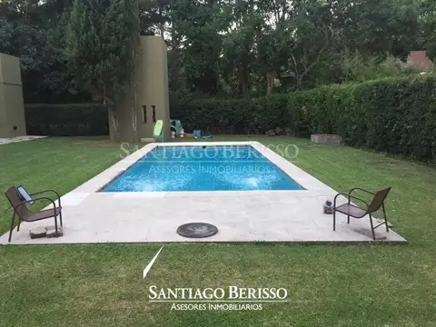 Casa 6 ambientes con 1 baño