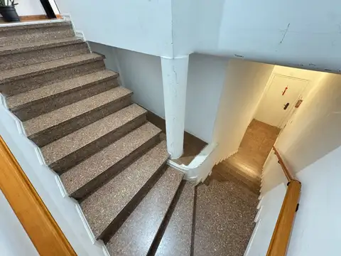 Condarco 100, Piso PA