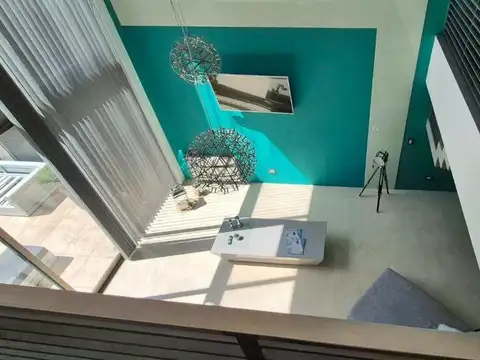 Casa 5 ambientes con 4 baños