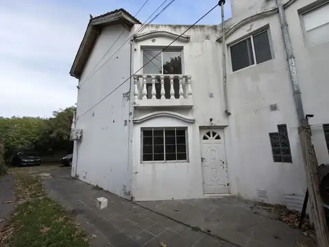 Calle 11 4200