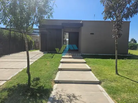 Casa en Venta en Santo Tomas, Countries y Barrios Cerrados en Pilar