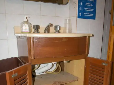 Local en venta - 2 Baños Oficina - 134,78Mts2 - La Plata