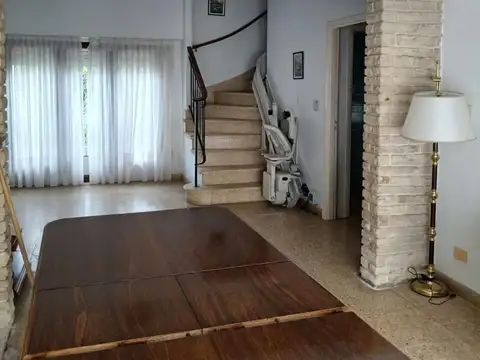 Depto Tipo Casa en Venta de 4 ambientes