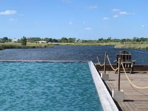 Terreno en venta en Naudir Aguas privadas Rios