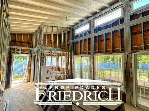 Casa 2 ambientes con 1 baño