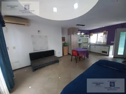 Casa 9 ambientes con 3 baños