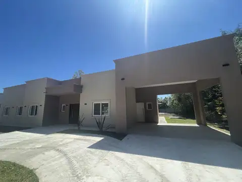 Casa 5 ambientes con 3 baños