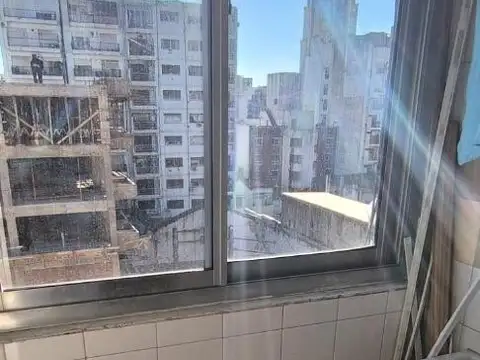 ALQUIER DEPARTAMENTO 2 AMBIENTES CON BALCÓN Y COCHERA
