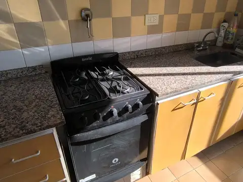 Departamento en Alquiler en Almagro, $ 890.000