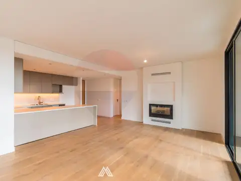 Departamento en Alquiler con 1 cocheras