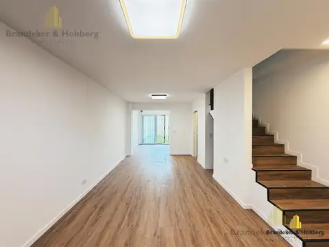 Casa 4 ambientes con 2 baños