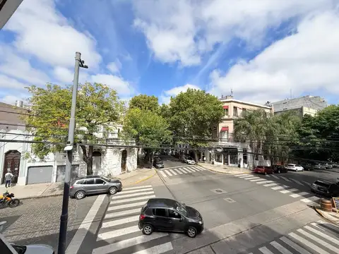 Casa 6 ambientes con 3 baños