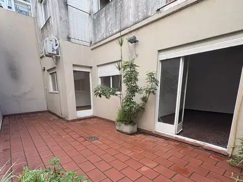 Argerich 4000, Piso PB