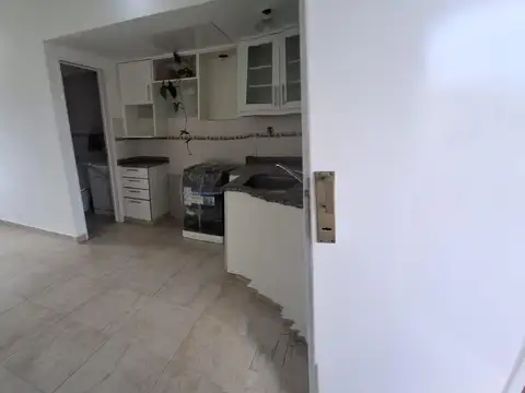 Depto Tipo Casa 3 ambientes con 2 baños