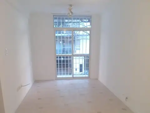 ALQUILER DEPTO BALCON ESCALERA 1ER PISO