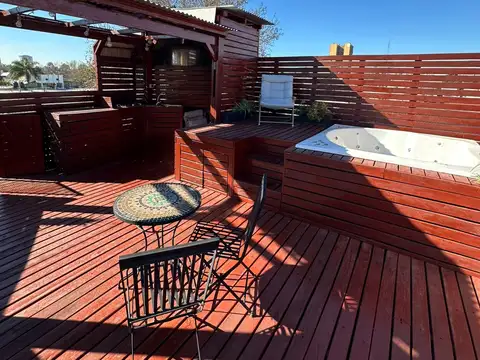 Triplex 3 Amb Doble Cochera, Deck con Hidro