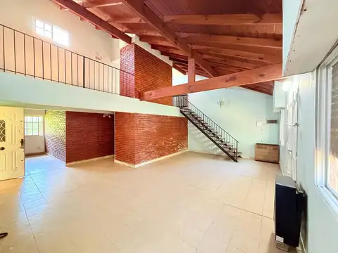 Casa 4 ambientes con 4 baños
