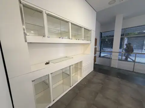 Local en Venta en Centro, USD 305.000