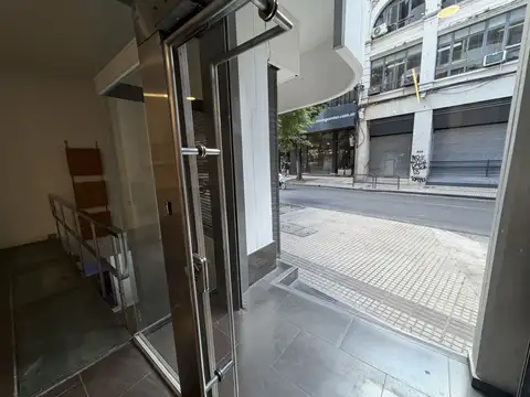 San Lorenzo 900, Piso 0