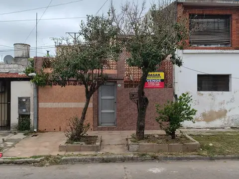 P.H AL FRENTE CUATRO AMBIENTES