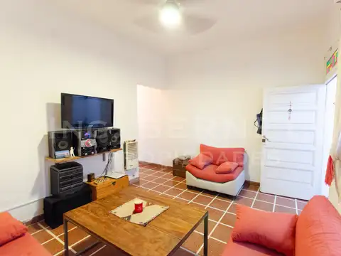 Depto Tipo Casa en Venta 40 años