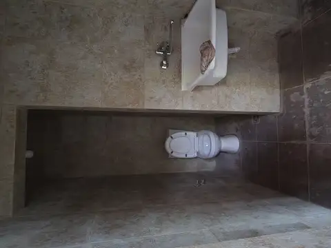 Alquiler Esquina Comercial Céntrica - Villa Ballester