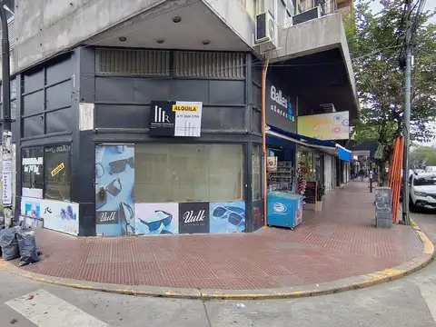 Alquiler Esquina Comercial Céntrica - Villa Ballester