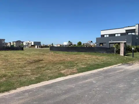 Terreno en Venta 31  mts Fondo